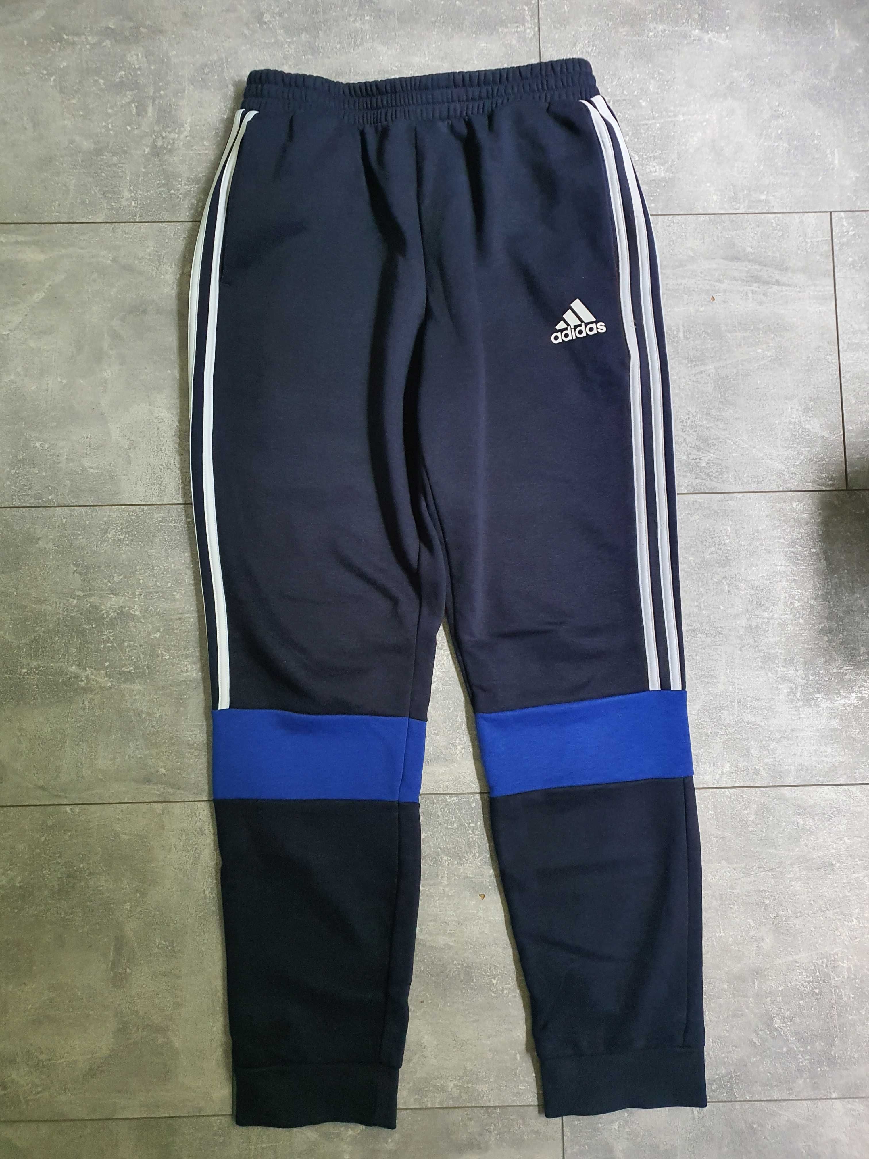 Чоловічі спортивні брюки Adidas H64178, М