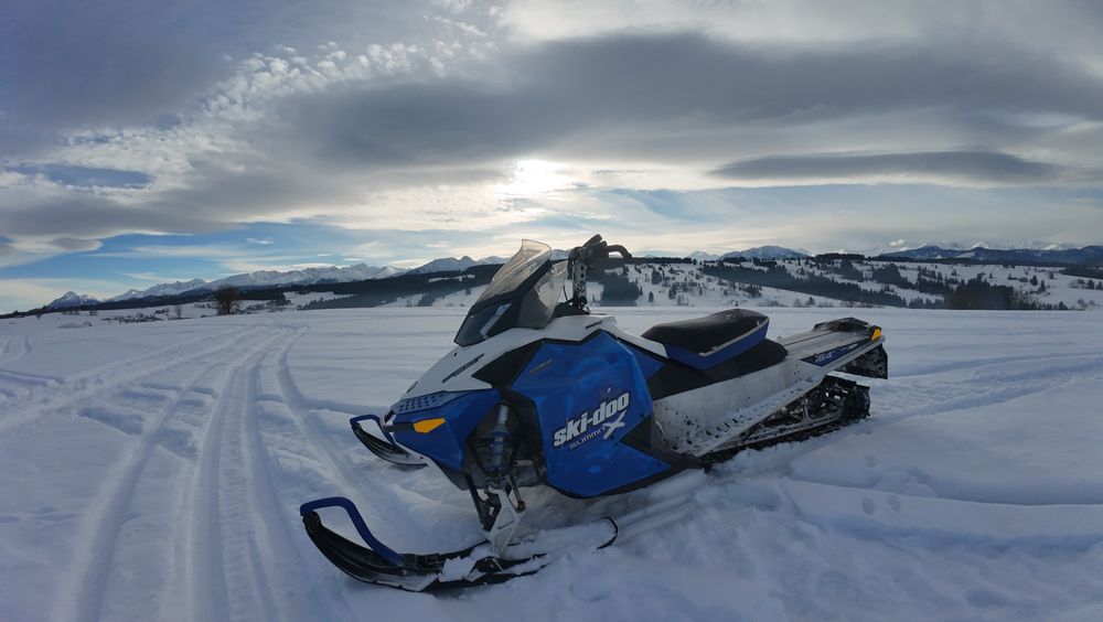 Skuter snieżny Ski Doo summit 800 R 154