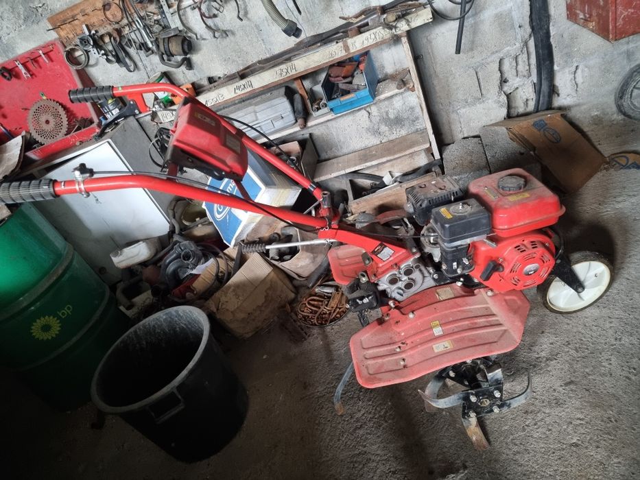 Moto cultivador a gasolina