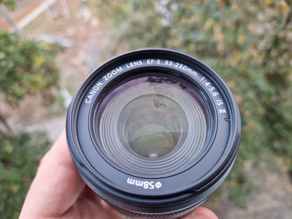 Canon ef-s 55-250mm f/4-5.6 is ii