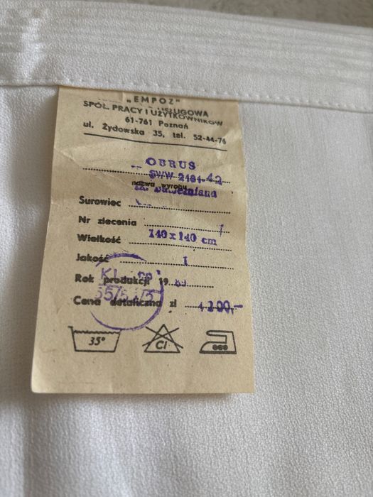 Obrus z czasów  PRL z kartką zakupu