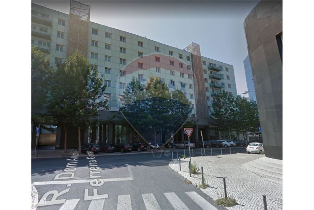 Garagem  para arrendamento