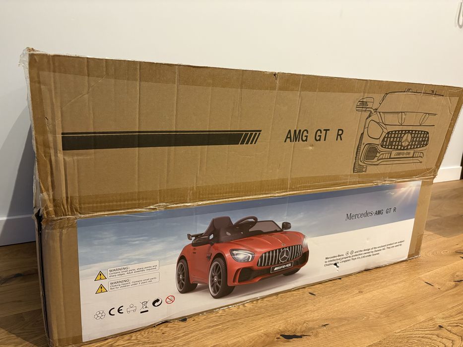 Mercedes z akumulatorem