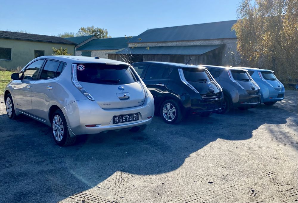 Ляда фонарь кришка багажника Nissan Leaf задний бампер Aze0 Ze0 Ze1