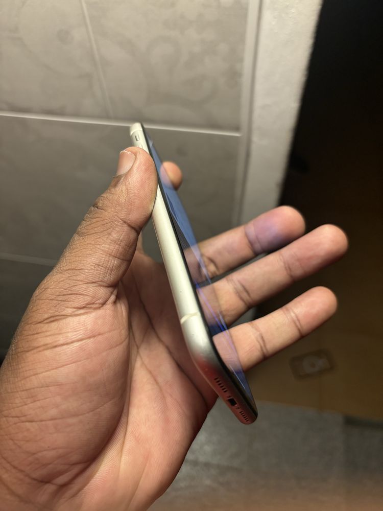 IPhone 11 em Optimo estado 64GB [ Ler a Descrição]