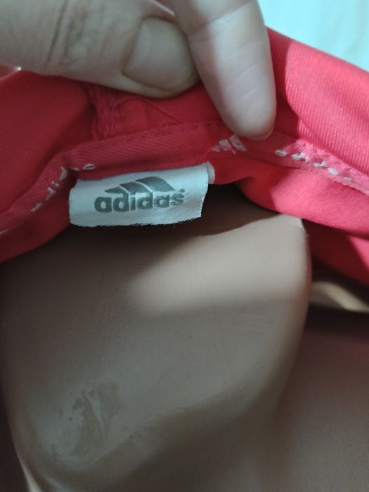 Подарую , віддам даром , в дар спортивна кофта жіноча XS