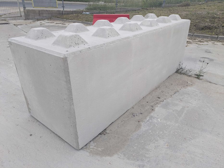 Bloki LEGO, bloki betonowe, zasieki, ściana oporowa, mur oporowy, LEGO