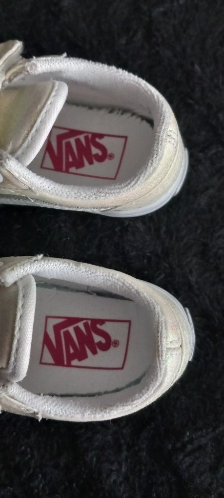 Sapatilhas Vans Originais Tam 22  ( Portes Incluídos)