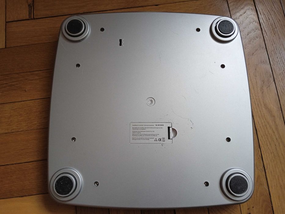 Waga łazienkowa KORONA