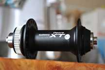 Втулка SHIMANO DEORE XT HB-M775 36h centerlock новая + эксцентрик