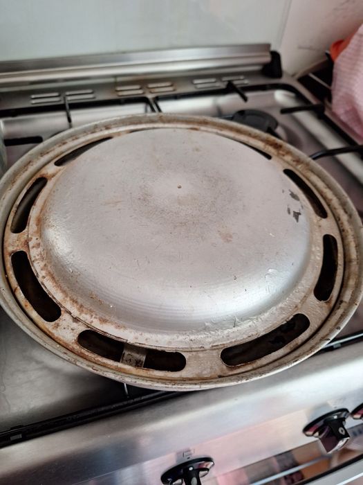 Vendo " PATUSCA " muito antiga...Nunca foi usada. Funciona em cima da