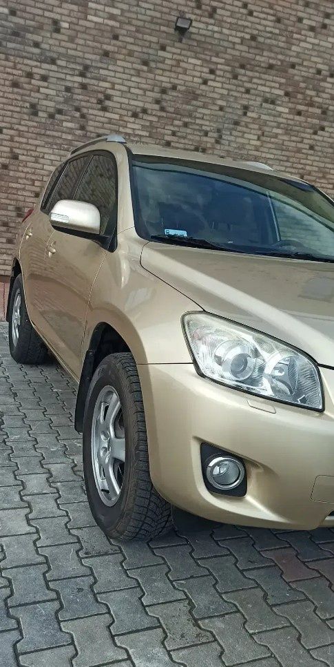 Toyota RAV4 2009