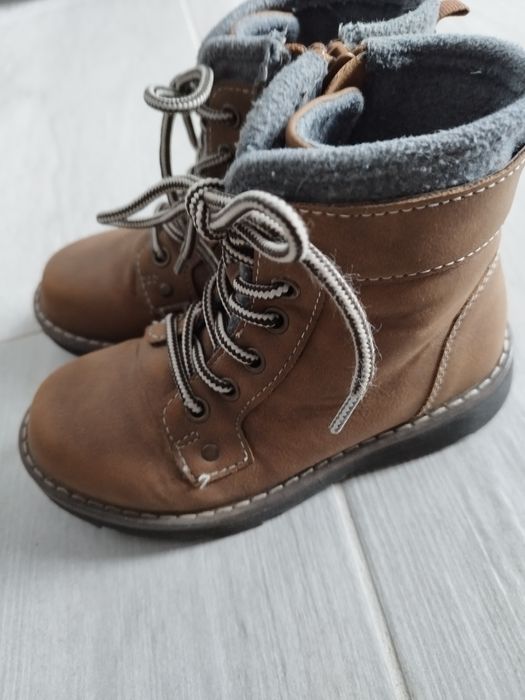 Buty zimowe, kozaki, trapery h&m 28 jak nowe!