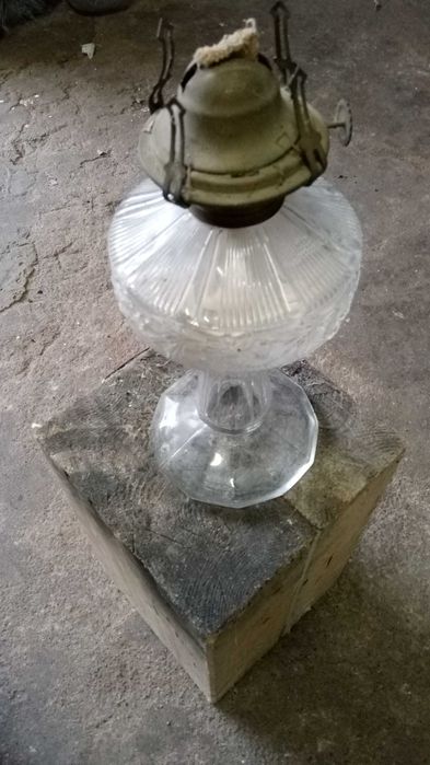 Candeeiro a petróleo antigo