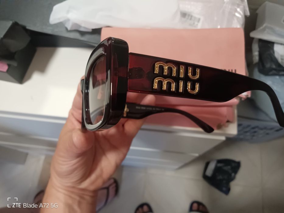 Oculos miumiu novos