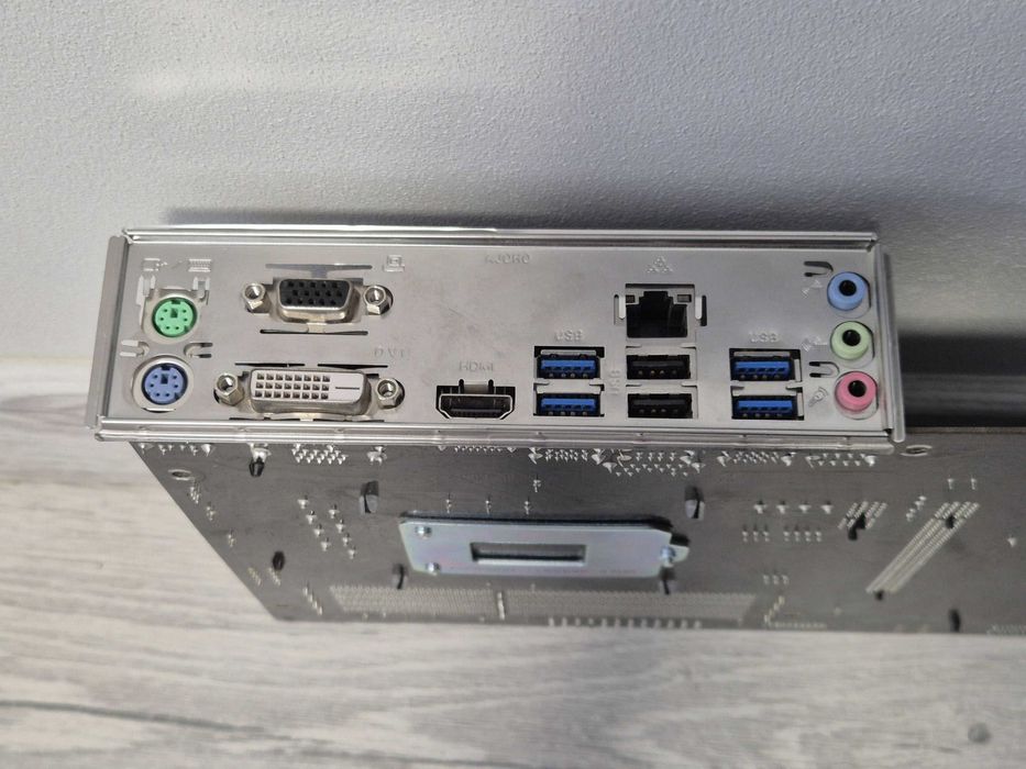 s1150 сет ASRock H97 + Intel Core i7-4790 4GHz (E3-1271v3). Trade-in