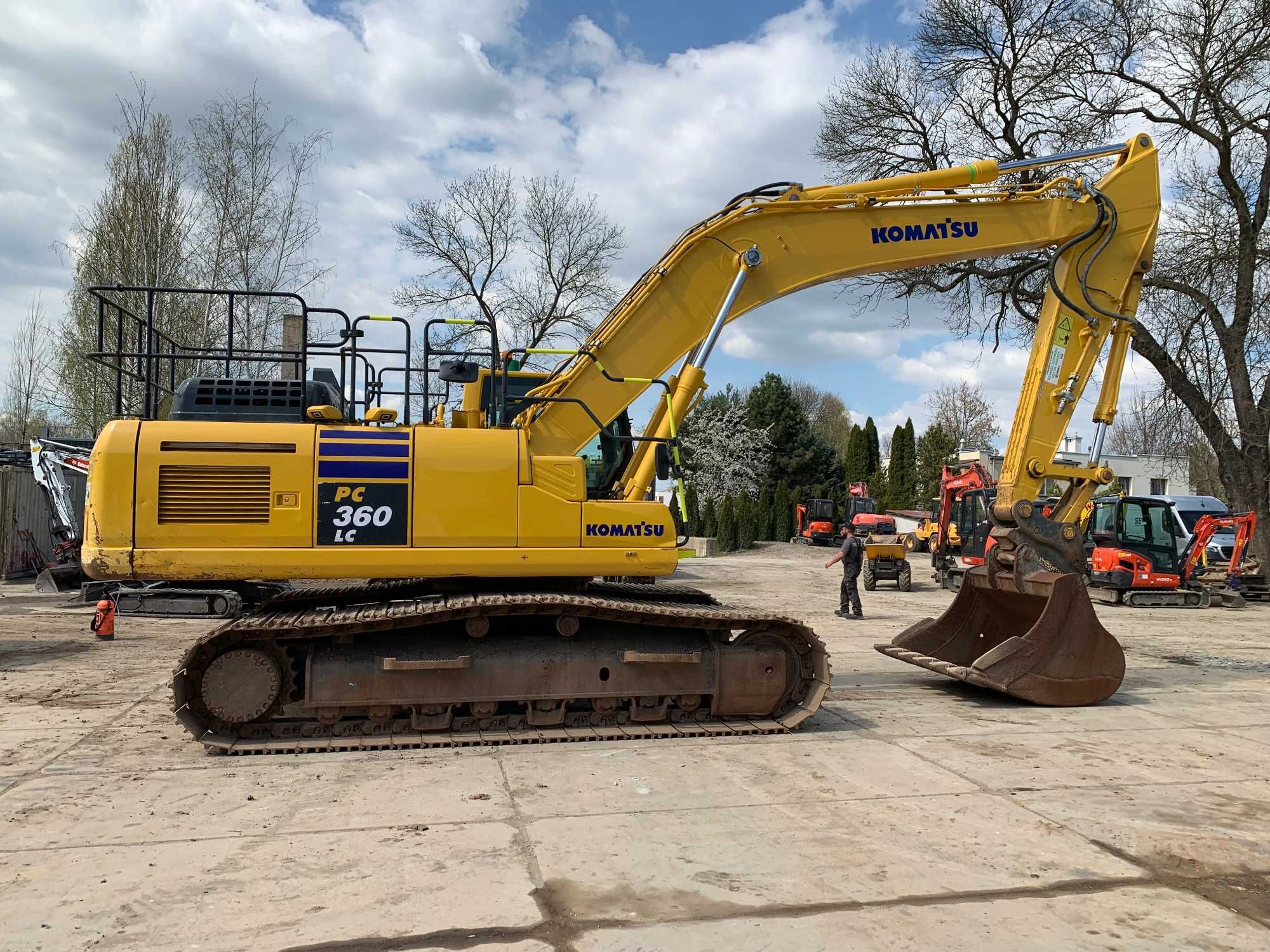 Komatsu PC 360 LC-11 / 2022 / 1700 mtg / koparka 35 36 ton Cat Volvo