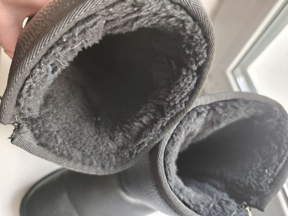 Продам мужские угги 39 р