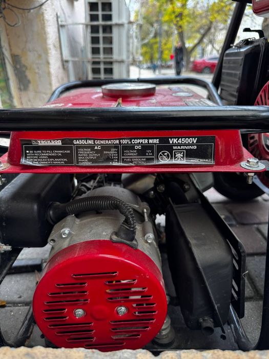 Генератор  Vackson vk4500  1000va