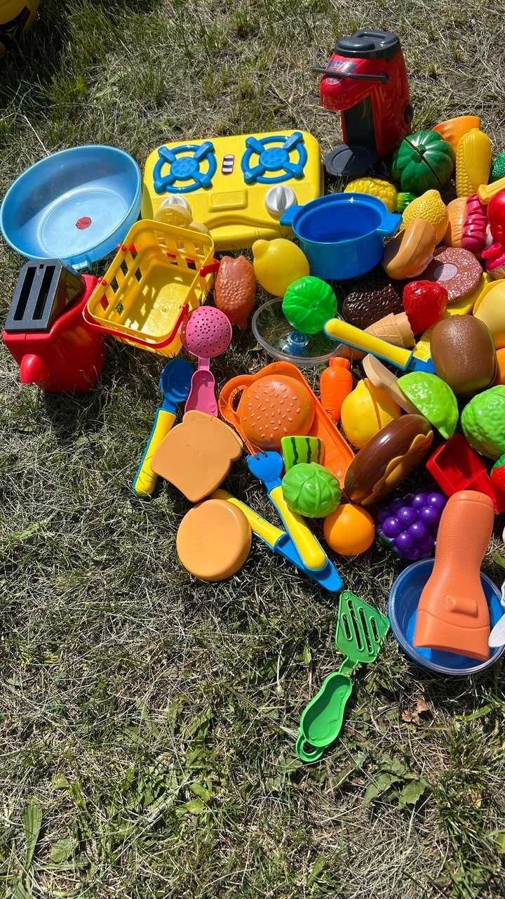 Розвиваюча іграшкова їжа