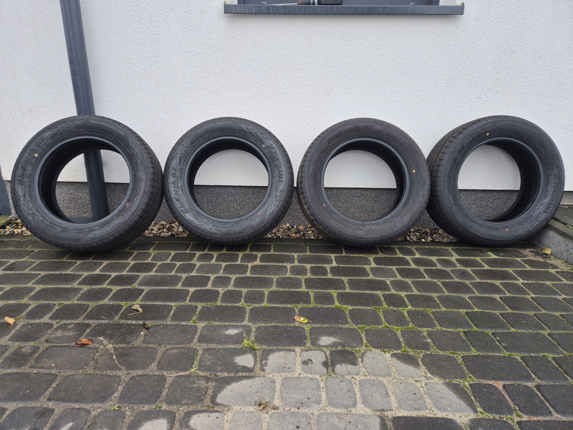 Opony letnie nowe 205/60 R16 Yokohama BluEarth