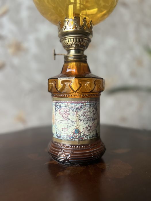 Piękna naftowa lampka