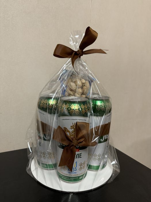 Подарунковий торт