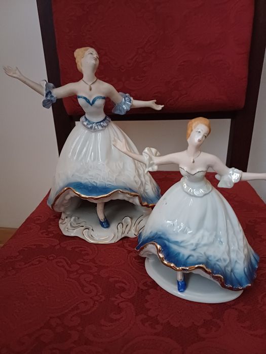 Dwie piękne porcelanowe damy