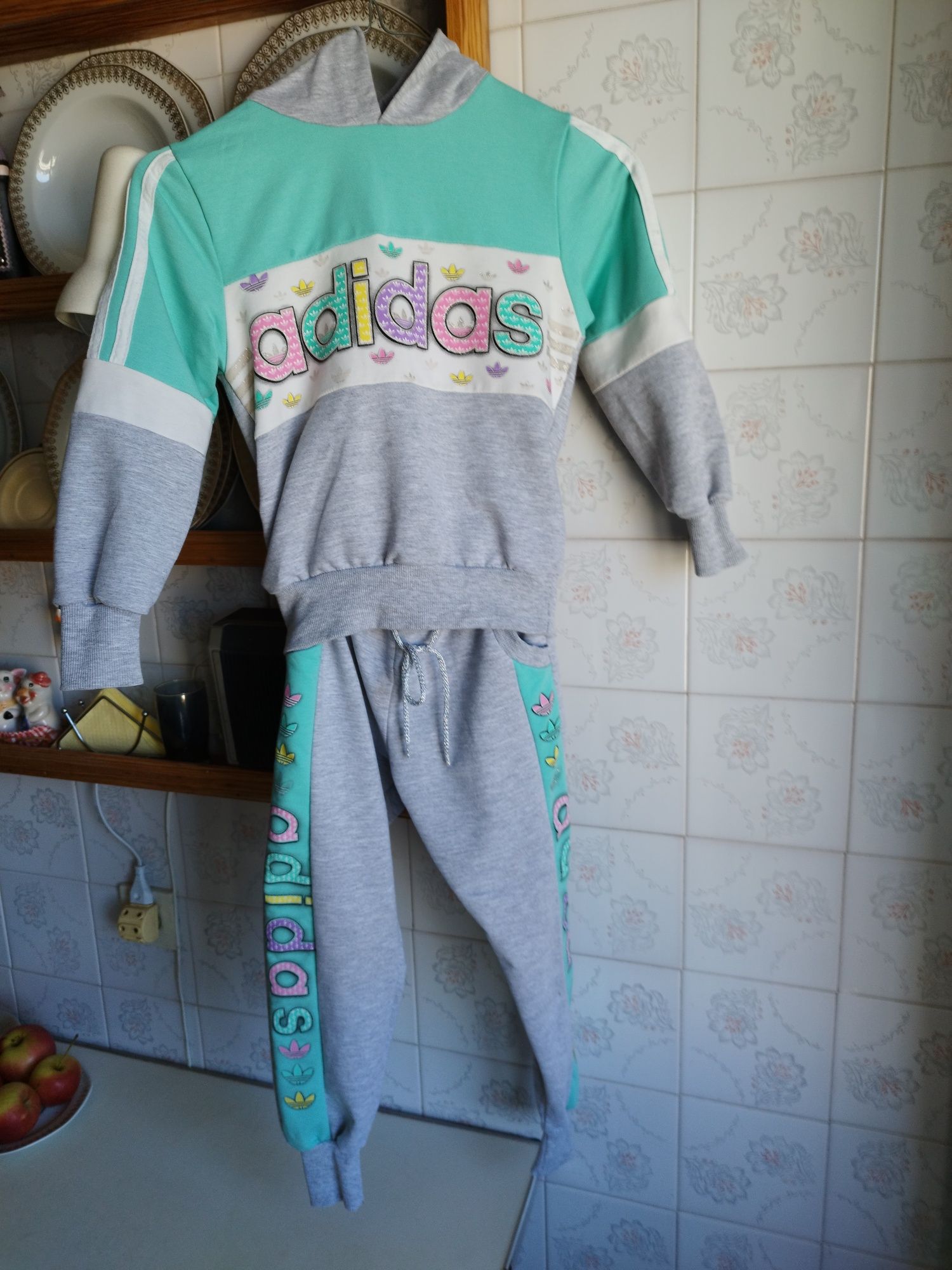 Костюм для девочкы adidas