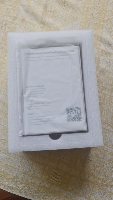 Потративна зарядна станція POWER STATION BLUETTI Eb3a