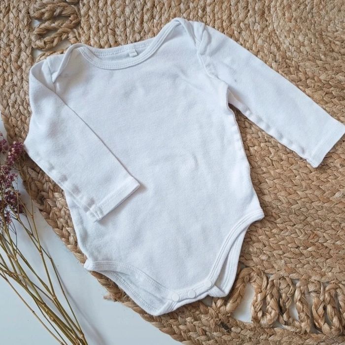 Biale body 92 bawelniane dlugi rekaw ponadczasowe klasyczne