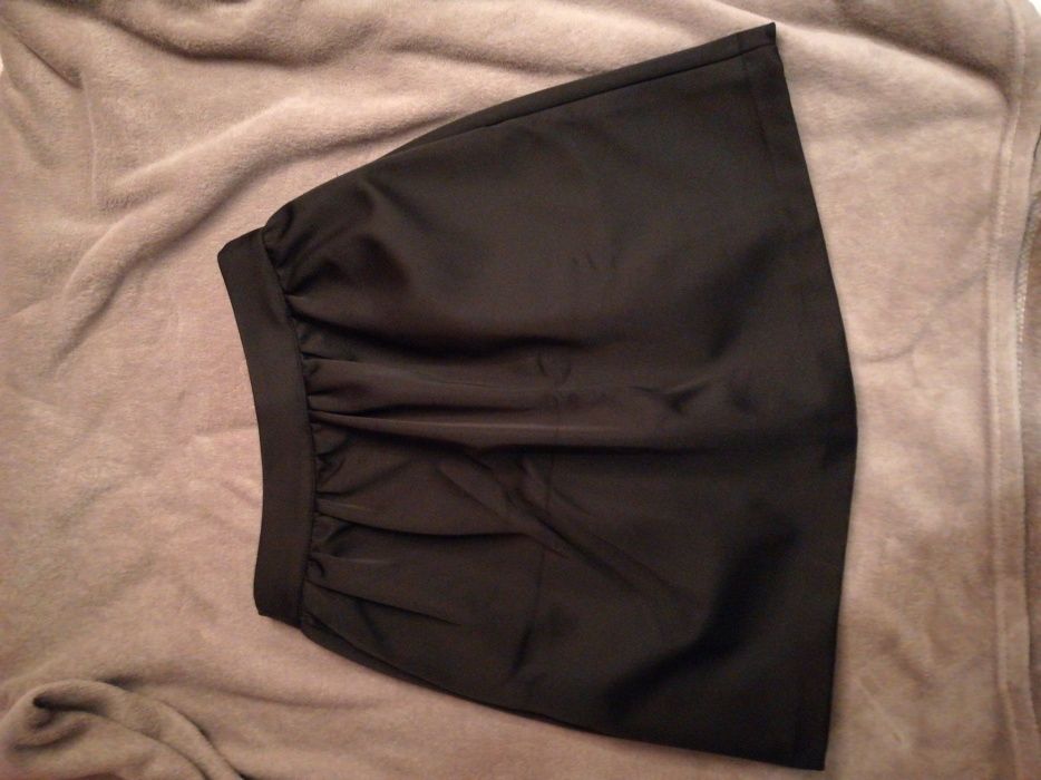 Czarna spódnica z H&M