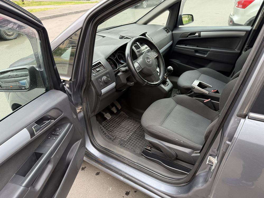Продам opel zafira 1,9 cdti