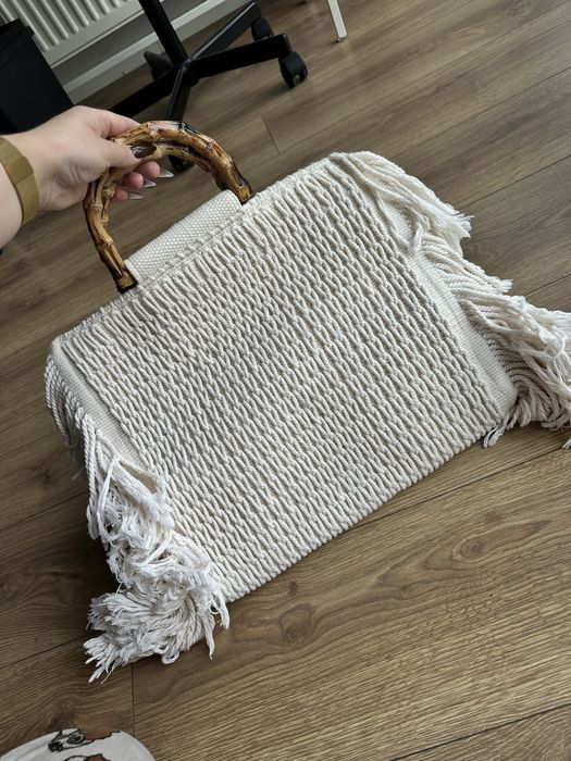 torba zara woman z frędzlami