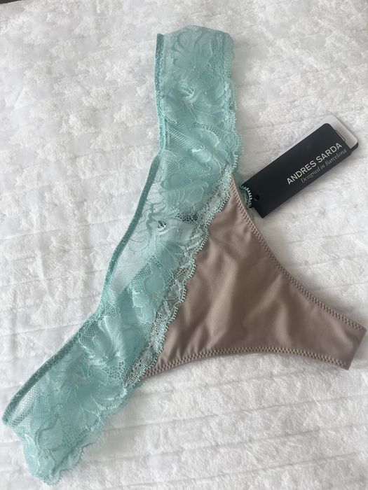 Sprzedam stringi Andres Sarda