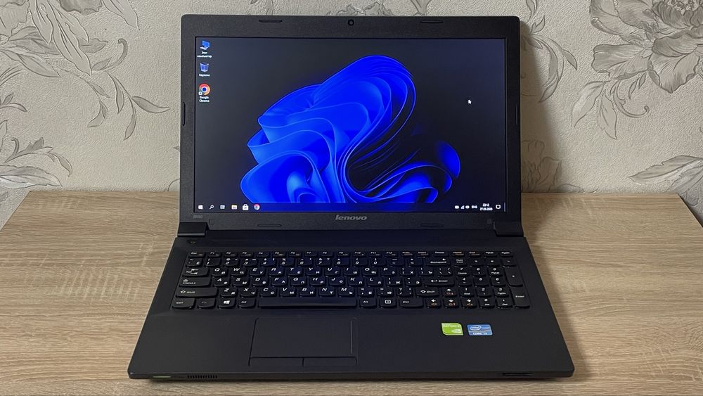 Ноутбук Lenovo B590 / Intel Core i3 / Nvidia GeForce GT 720M / Ідеал