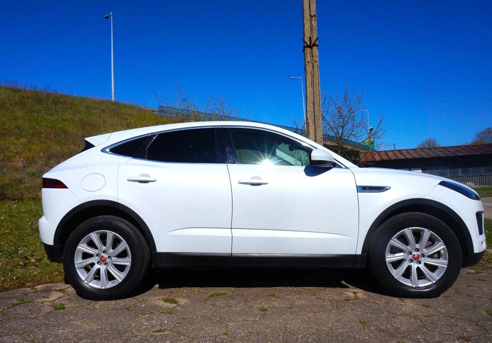 Jaguar E-Pace JAGUAR E-PACE P250 awd r-Dynamic S panorama dach