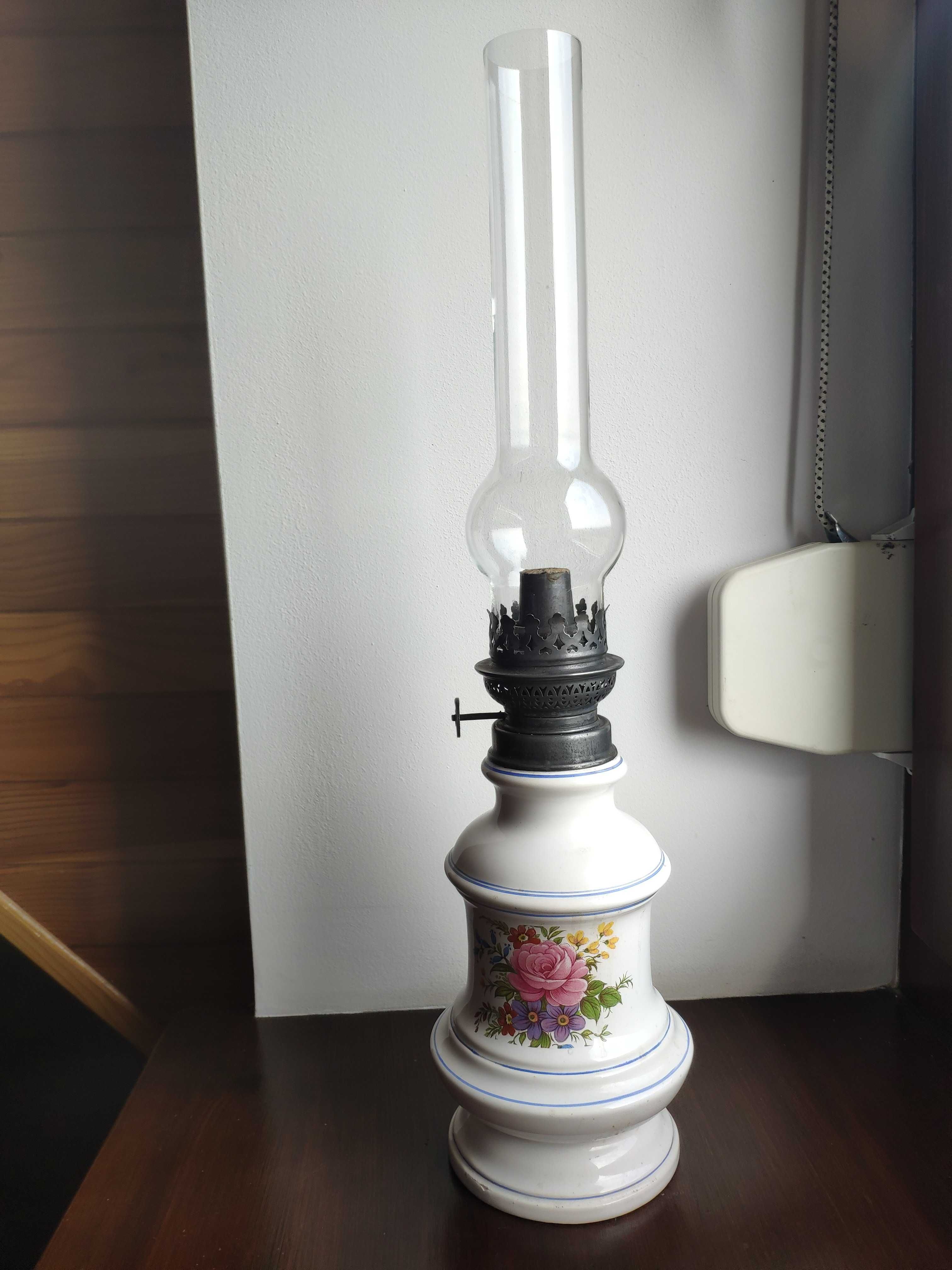 Stara francuska porcelanowa lampa naftowa nr 68