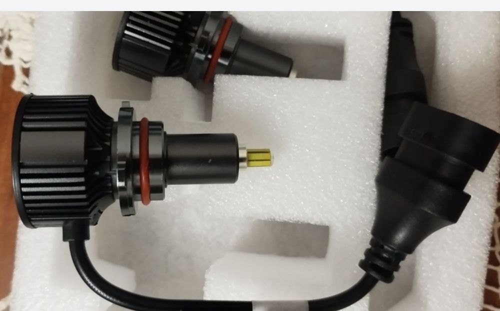 Led лампи автомобільні HB4 (9006) 30000 LM 6500K потужністю 300W