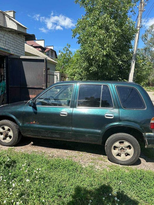 Продам КIA Спортедж 1996 року на повному ходу