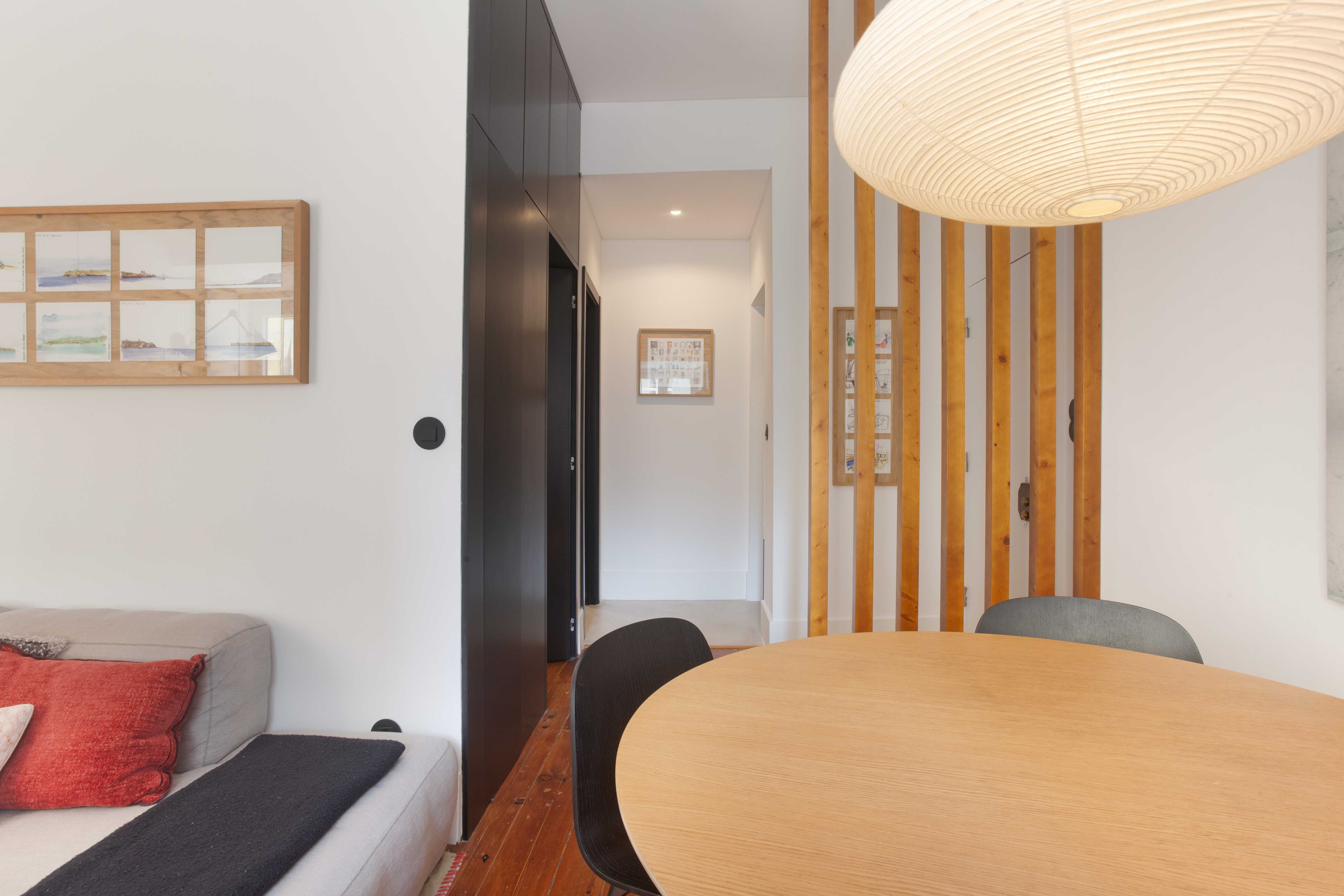 T1 Remodelado por Arquiteto na Rua do Olival – Mobilado e Equipado