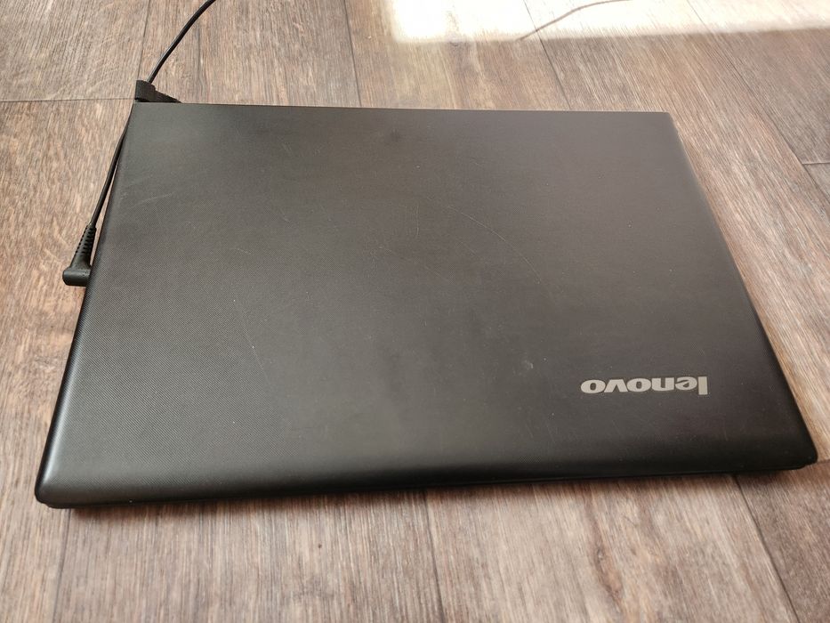 Продам Lenovo ideapad 100 на i3/4gb/250ssd