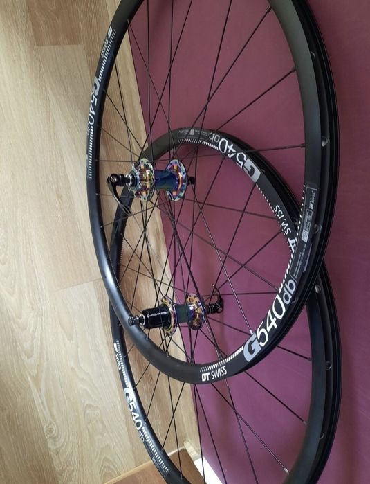 Nowe koła 28 29 dt swiss hassns  gravel przełaj maszynowe łożyska