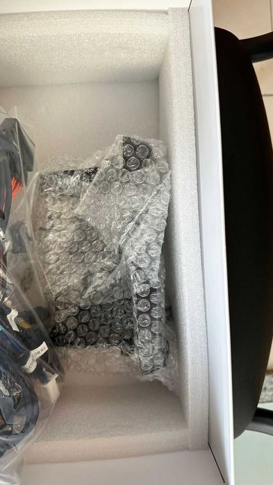 Ecrã Tátil CarPlay Linux para Mercedes-Benz