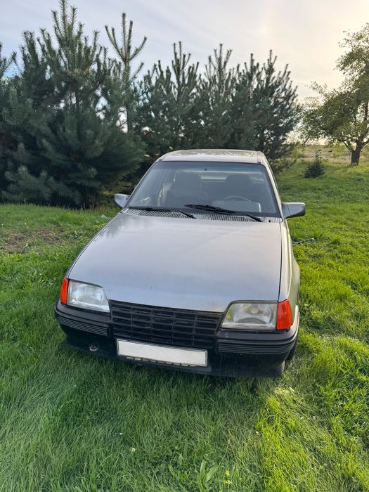 Opel Kadett 1.5 | 1987р.