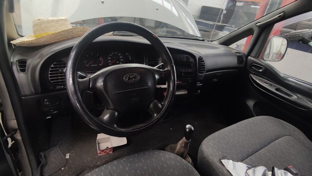 Hyundai H1 2.5 TD 3Lug.