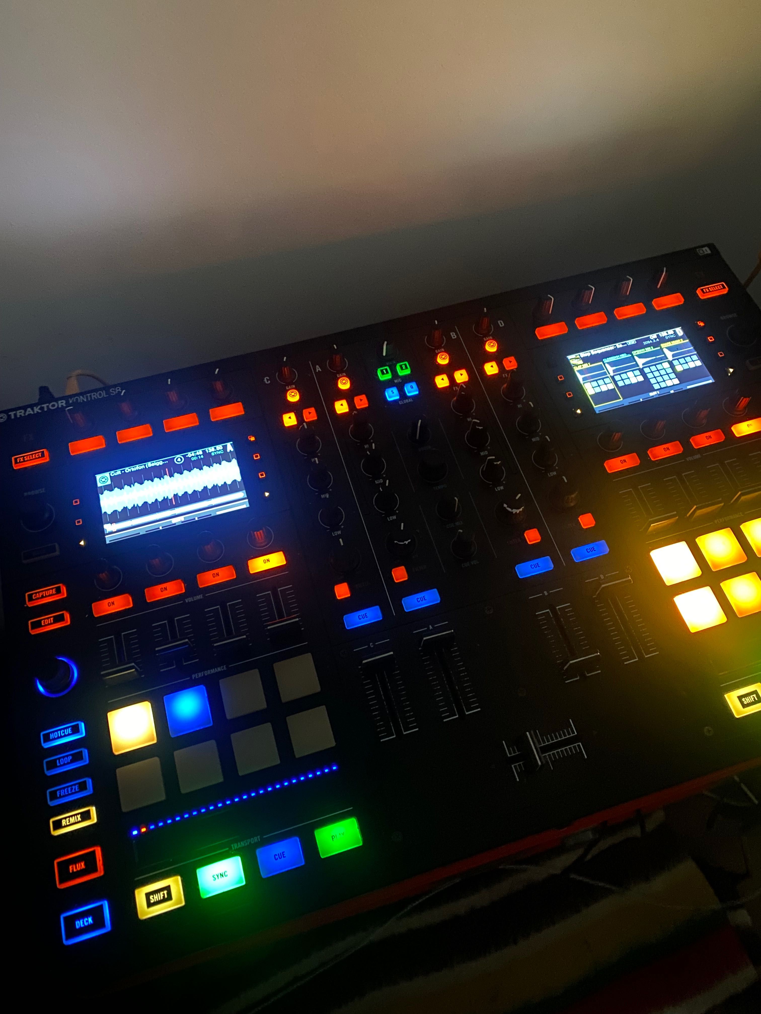 Traktor S8 Excelente