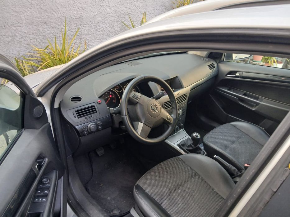 Vendo opel astra 1.7 tdci de 2005
