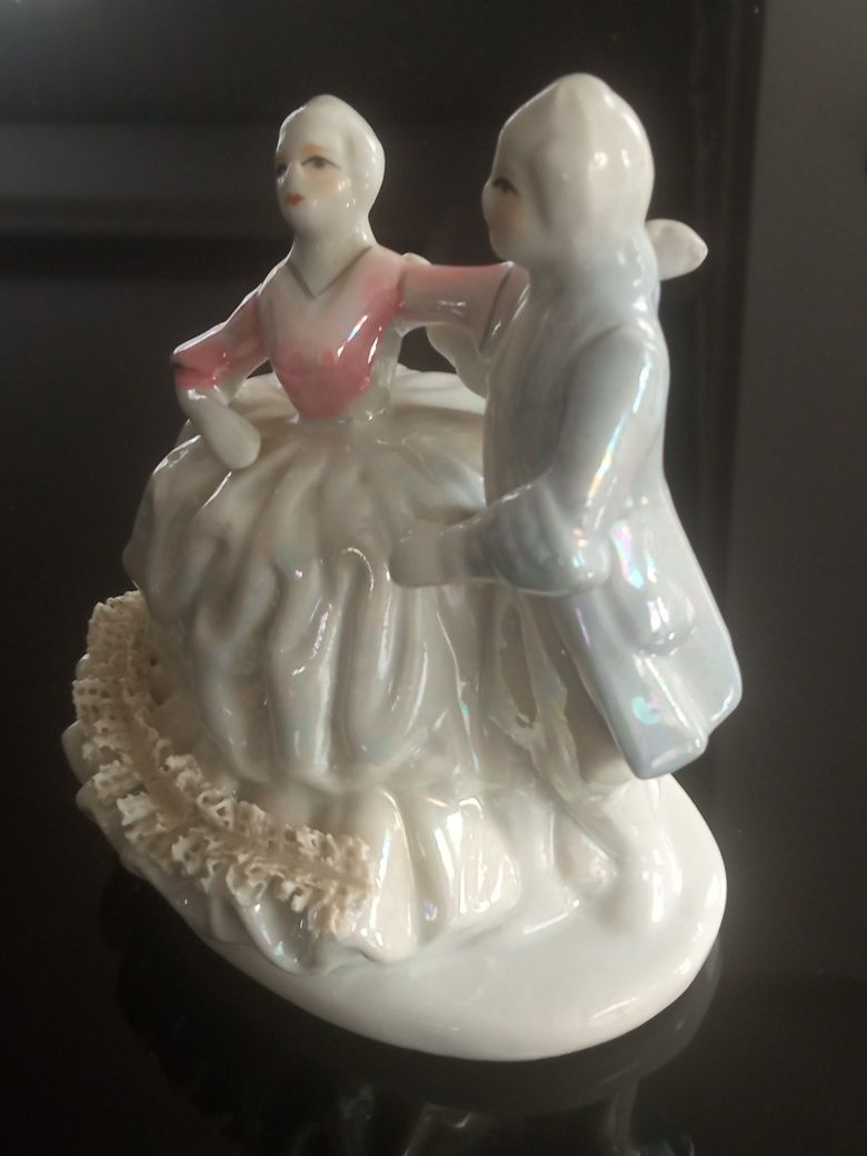 Figurka porcelanowa tańcząca para. Vintage
