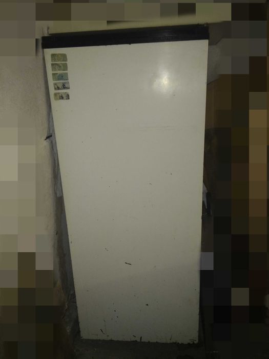 Продам холодильник "Донбасс 10"